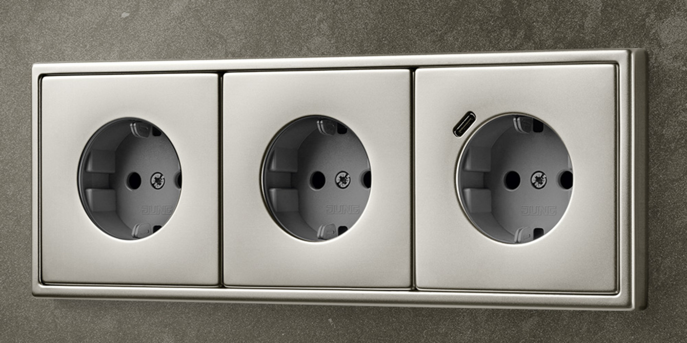 SCHUKO® Steckdosen mit USB bei Schramm & Lorenz GmbH in Breitenbrunn OT Antonsthal